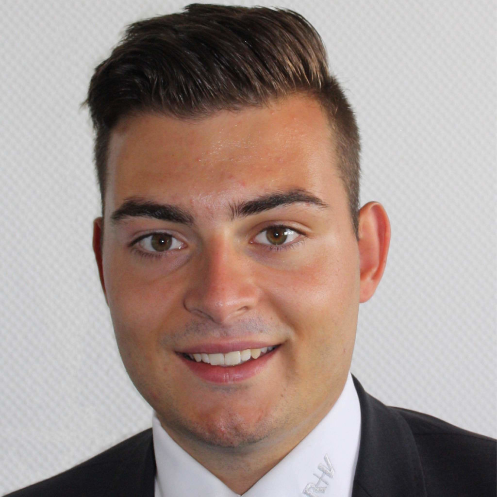 Joshua Zanke Privatkundenbezirksleiter R+V Versicherung XING