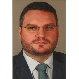 Dr. Piotr Stafiej