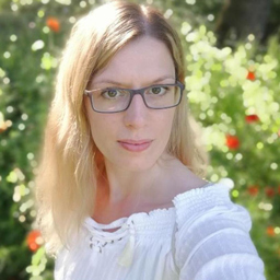 Yvonne Binder