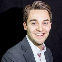 Julian Nücke