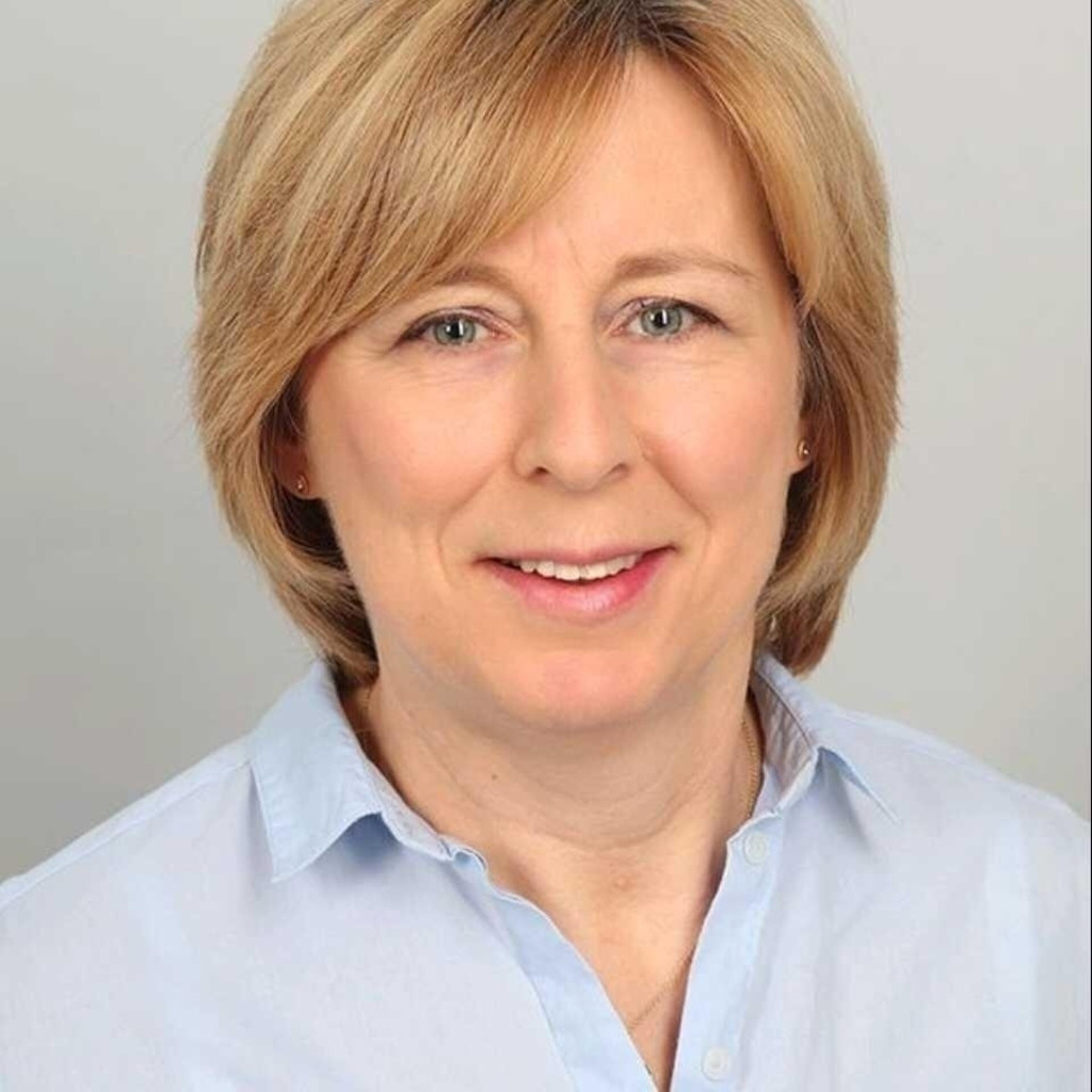Gina Partusch Assistenz der Leitungen Finanzen und Transaktionen Rock Capital Group GmbH XING Gina Partusch Assistenz der Leitungen Finanzen und Transaktionen Rock Capital Group GmbH XING