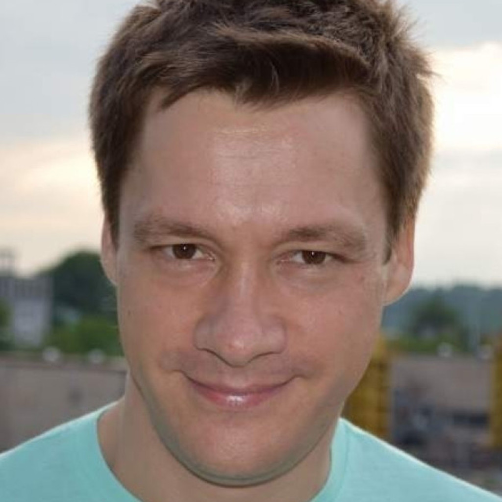 Dmytro Tyshchenko Product & Solution Security Officer SIEMENS XING