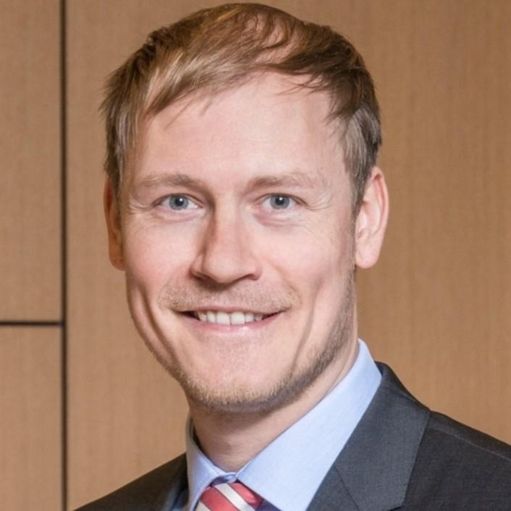 alexander-henschel-vice-president-kfw-ipex-bank-gmbh-xing