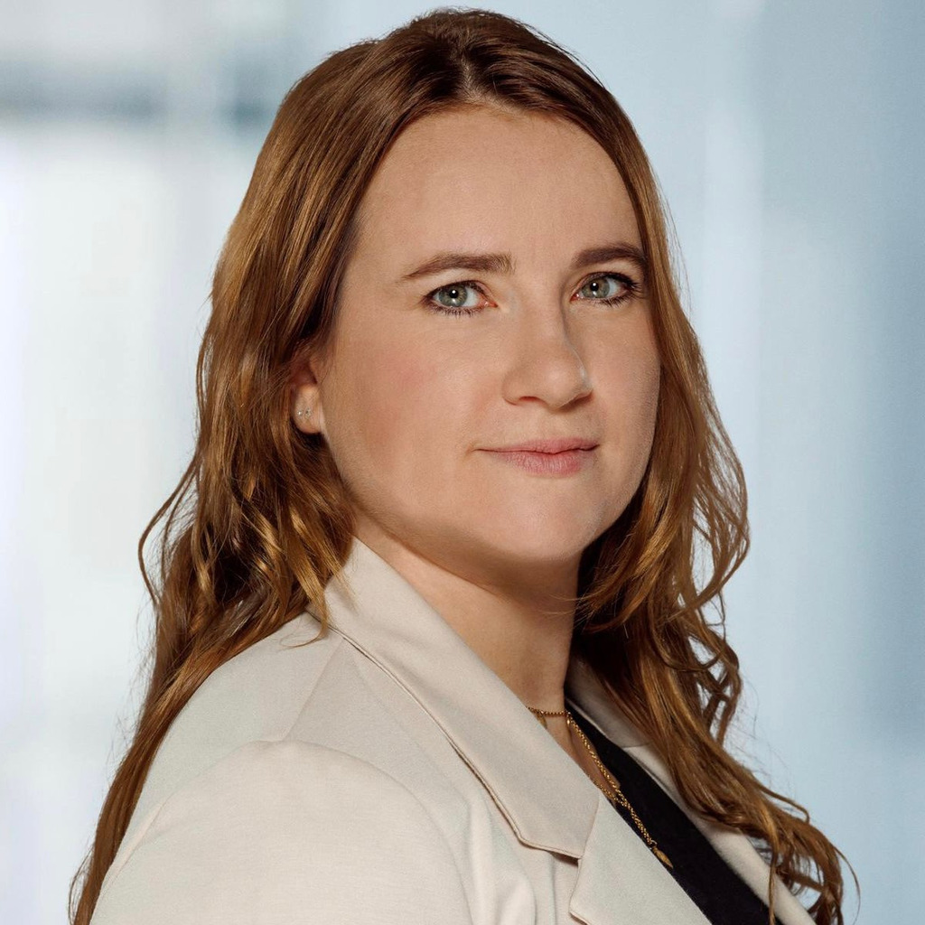 Carmen Ziegler Teamleiterin Projekteinkauf HEITEC PTS GmbH XING