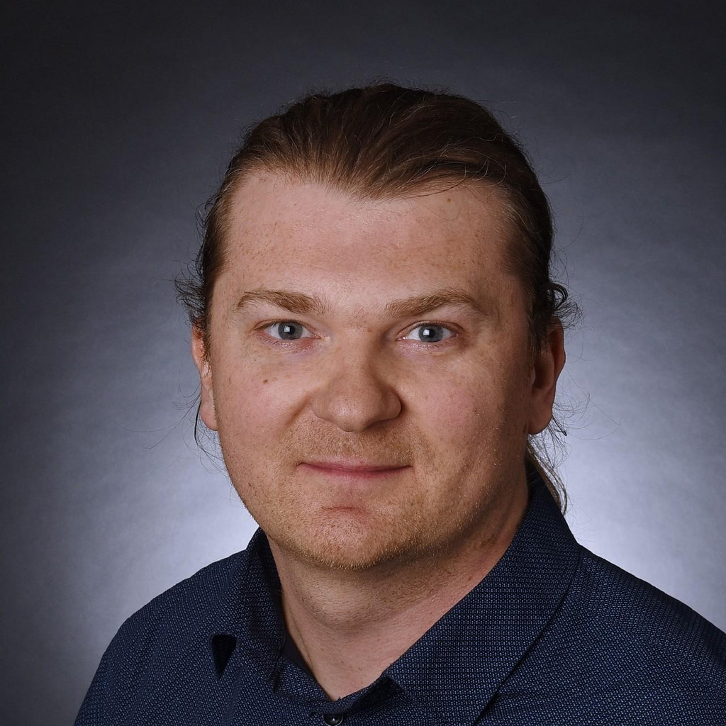 Peter Hess Lehrperson Berufskundlicher Unterricht Elektroplanerin