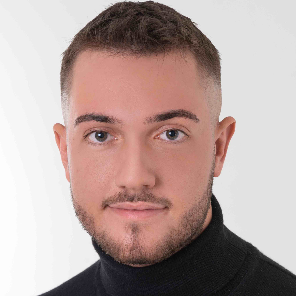 Jannik Förster Dualer Student Eßer Office Group XING