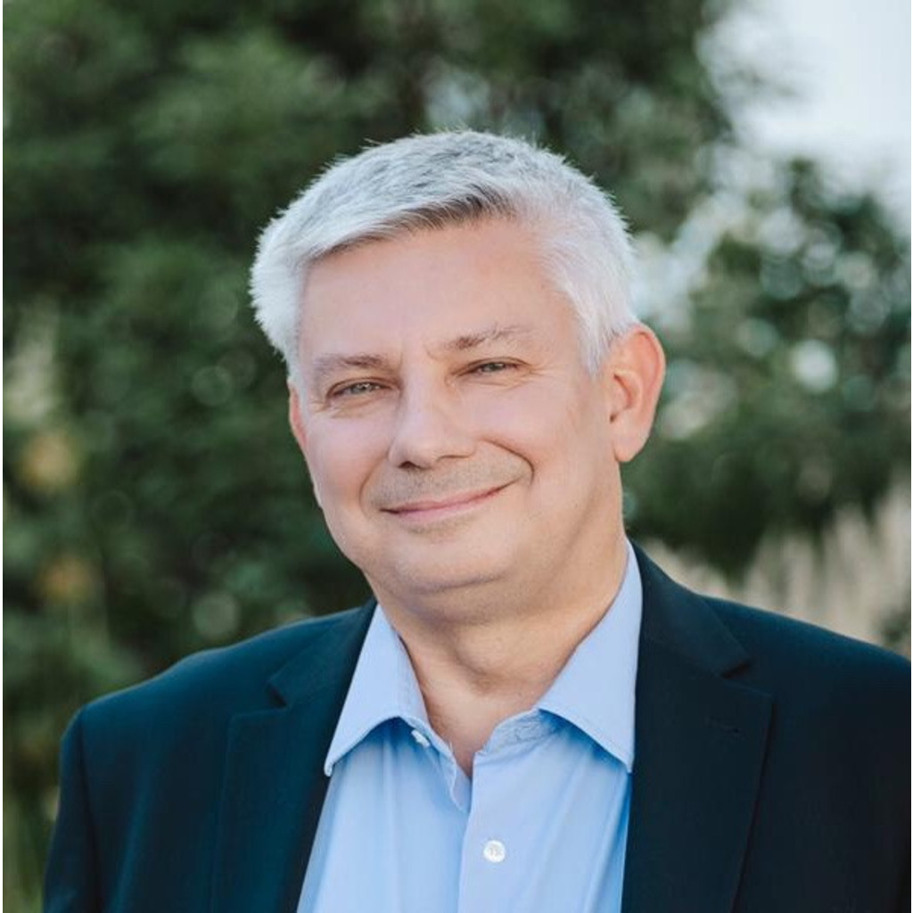 Christian Mucha Head of Networkmanagement & Custody Volksbank Wien