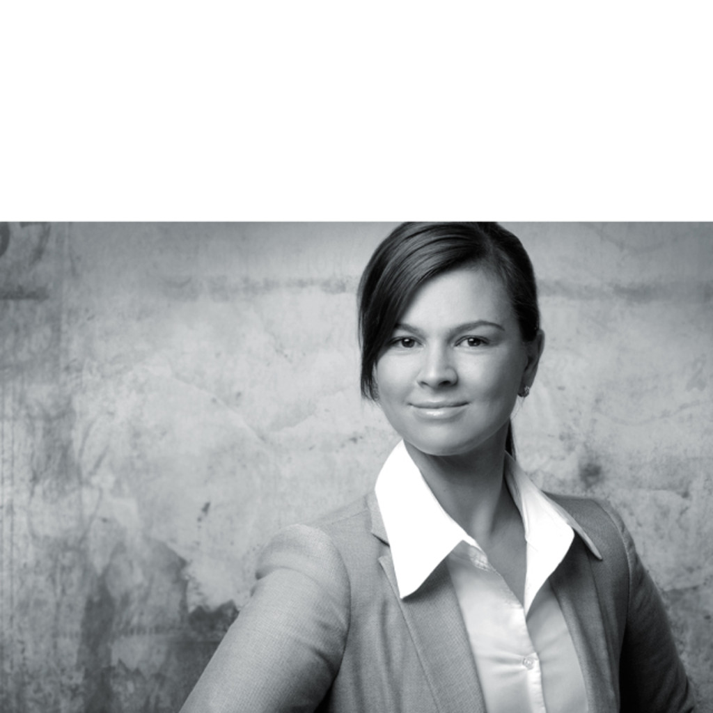 Marietta Zander Financial Analyst Controllership Universal Pictures