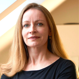 Dr. Anna Maria Dieplinger