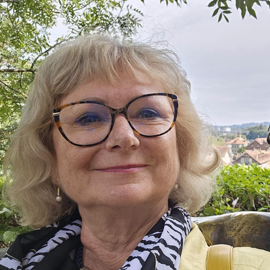 Social Media Profilbild Nicole Antonini