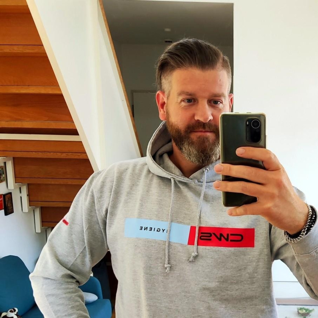 Fabian Kommnick Divisional Master Data Manager CWS International XING