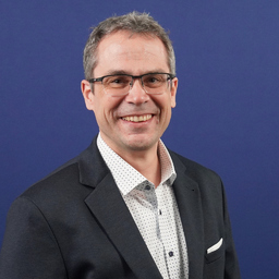 Dr. Frank Lauderbach