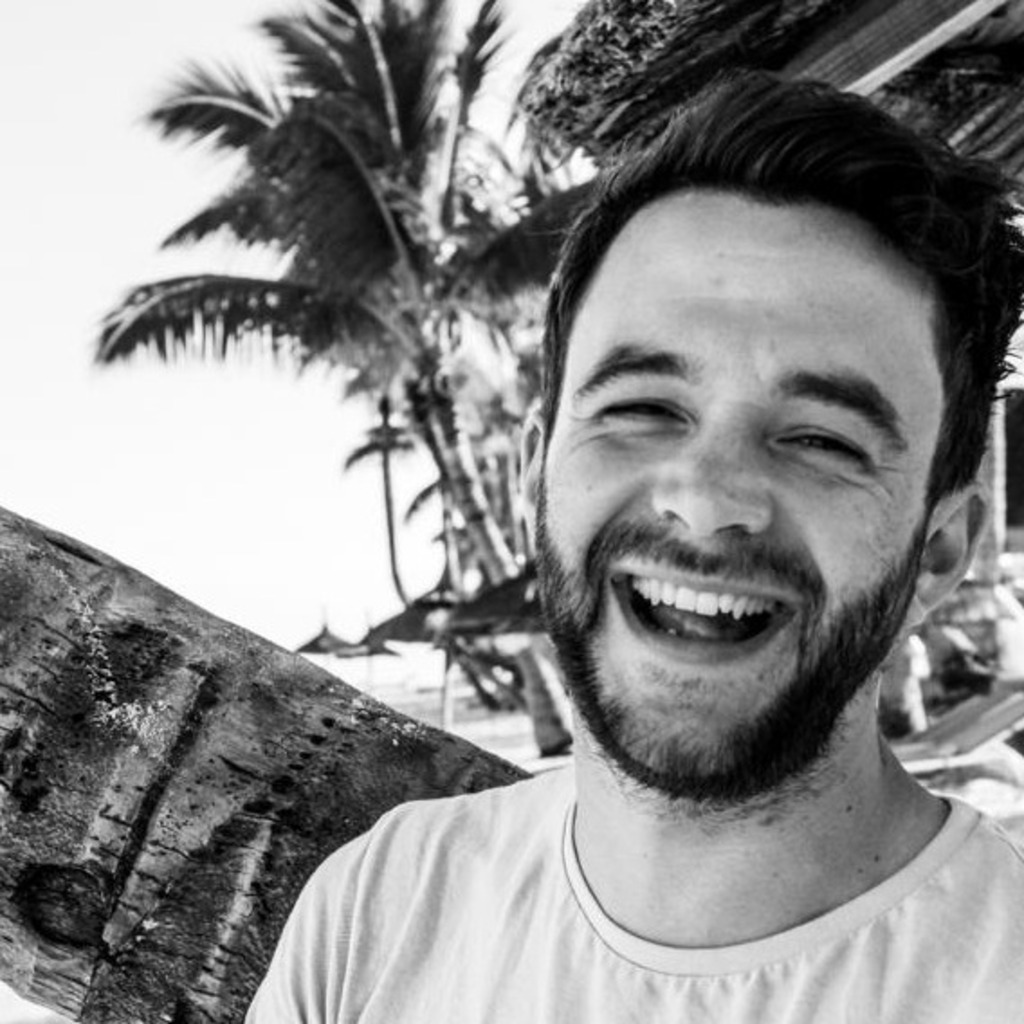 Simon Mohr Technischer Vertrieb / Projektleitung Lasertechnologie