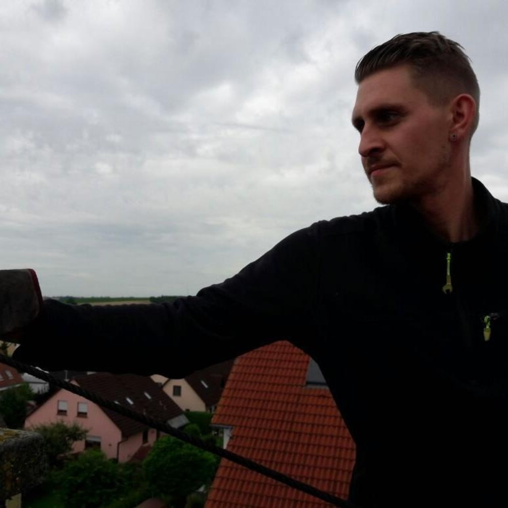 Maximilian Bergmann Selbständigerwerbender Chrome Concept XING