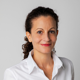 Dr. Nicolle Mirié