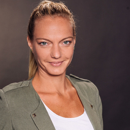 Nadja Hirz