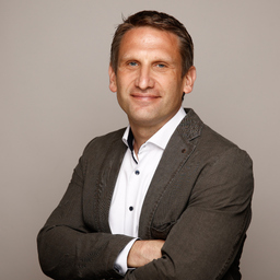 Dr. Frank Rühle