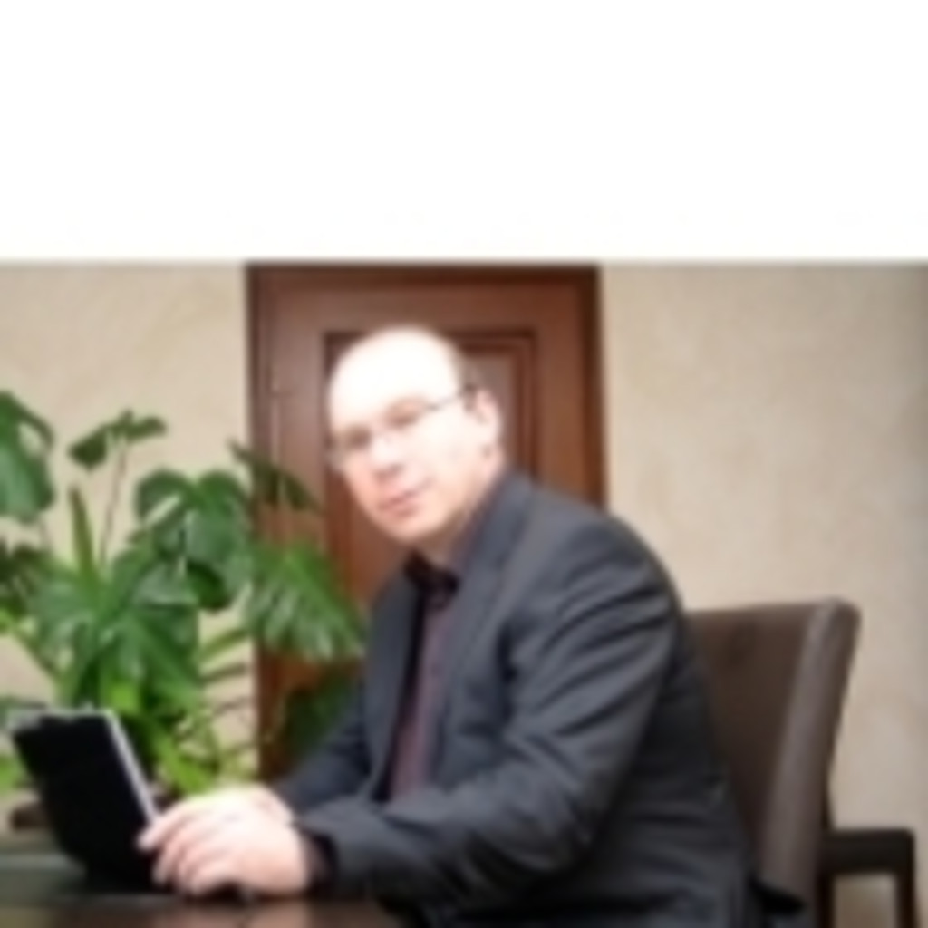 Dmitry Chernyak Geschäftsführer DEG Licht GmbH XING