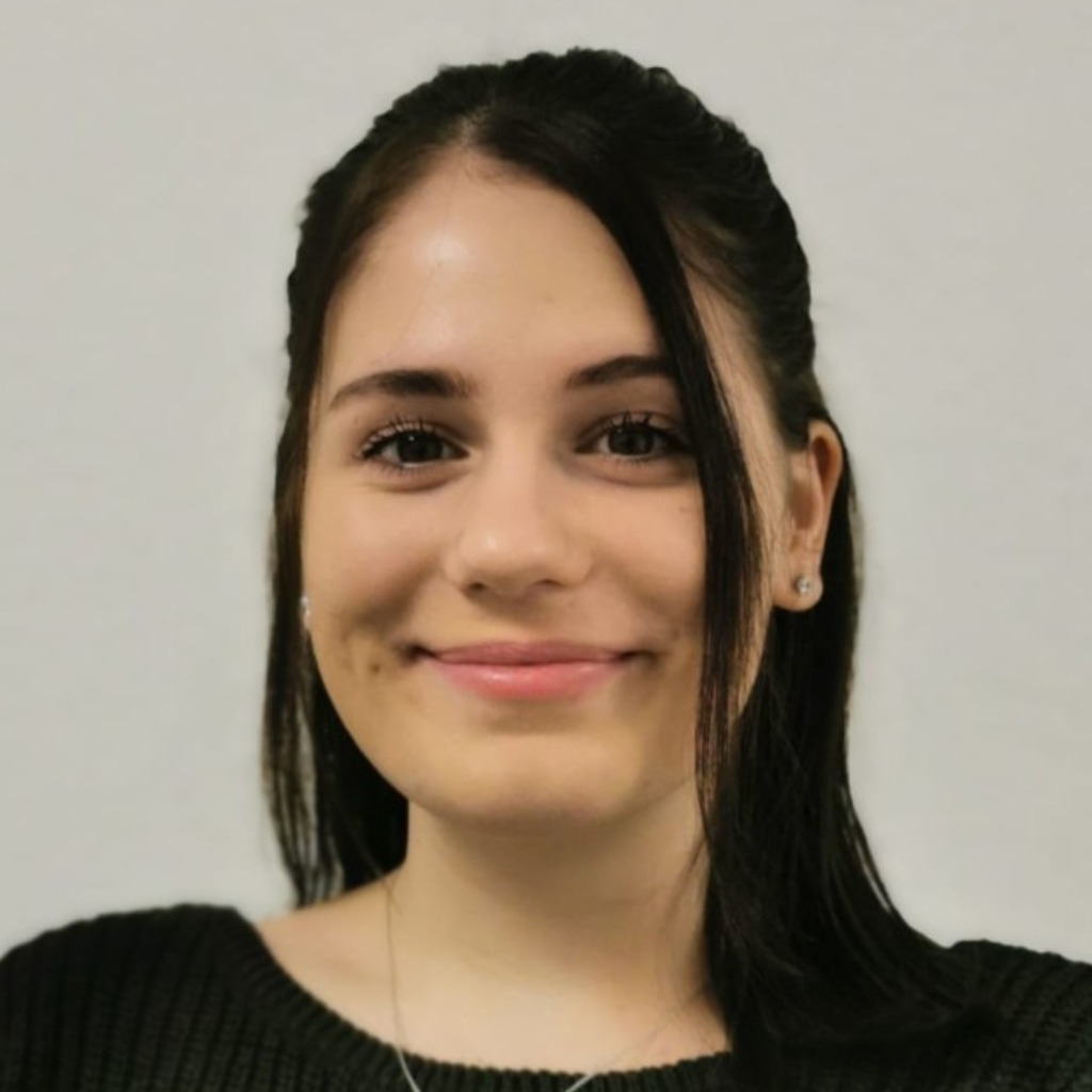 Isabell Braun Duale Studentin GRÜN Software Medien XING