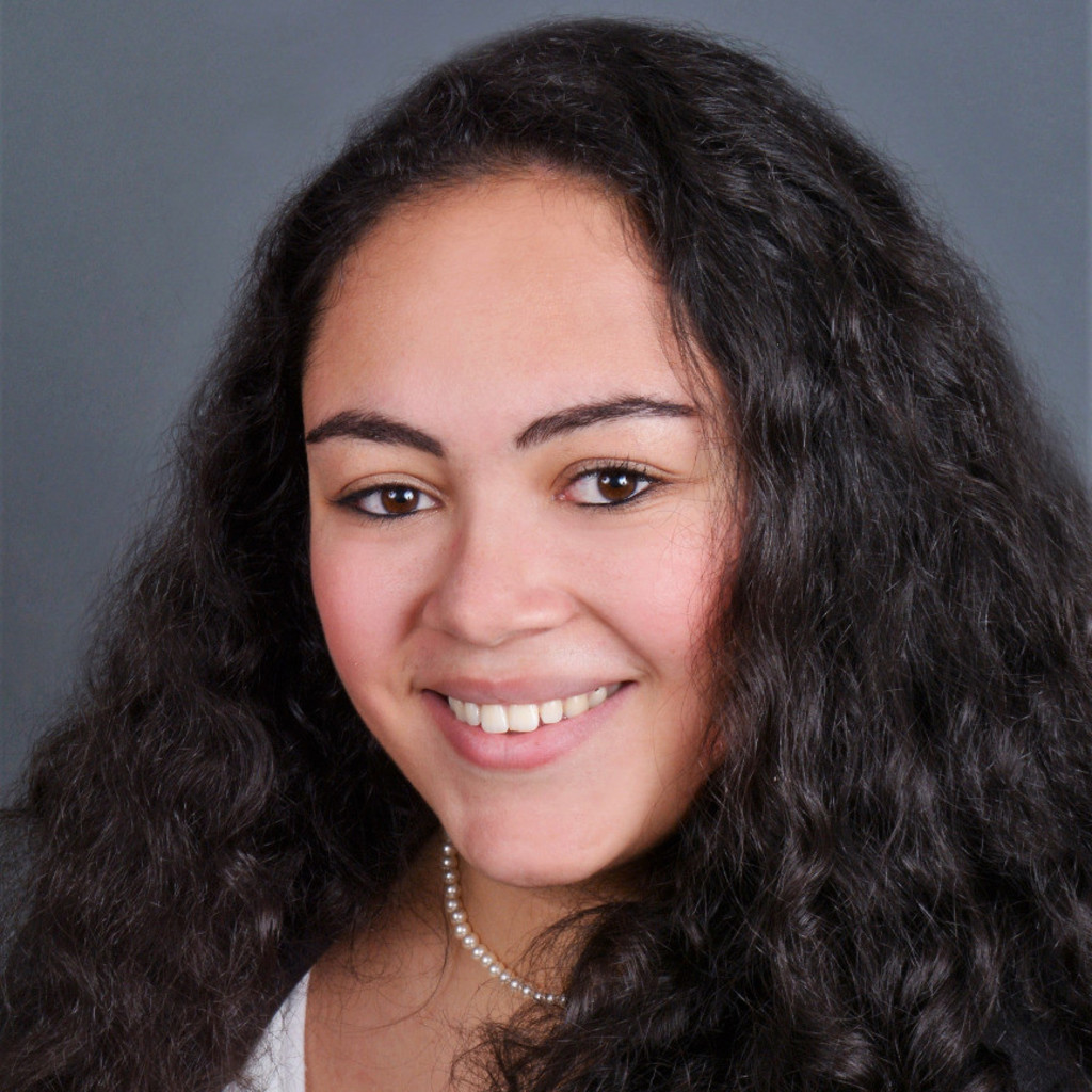 Doreen Colon Associate product developer Nestlé Group XING