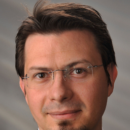 Marek Kozik
