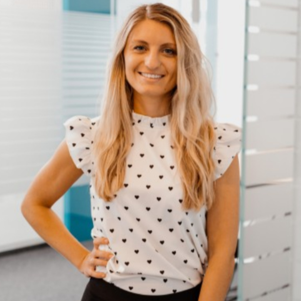 Lisa Castorf HRGeneralist Qioptiq Photonics GmbH