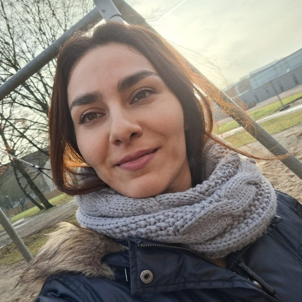 Mozhdeh Nasirzadeh DesignIngenieurin National Iranian Oil Company