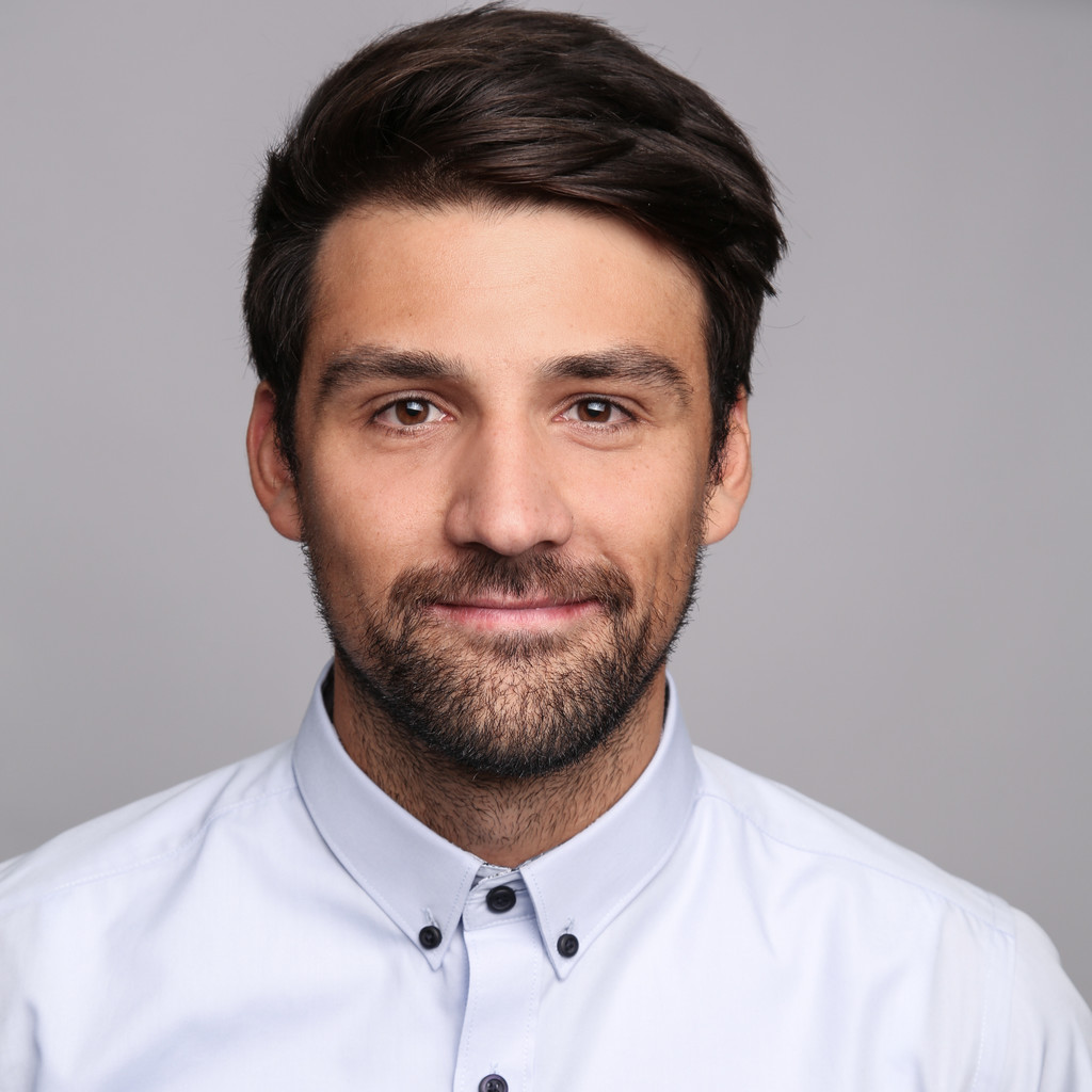 Karl Krause Sportökonomie (SpOec.) Universität Bayreuth XING