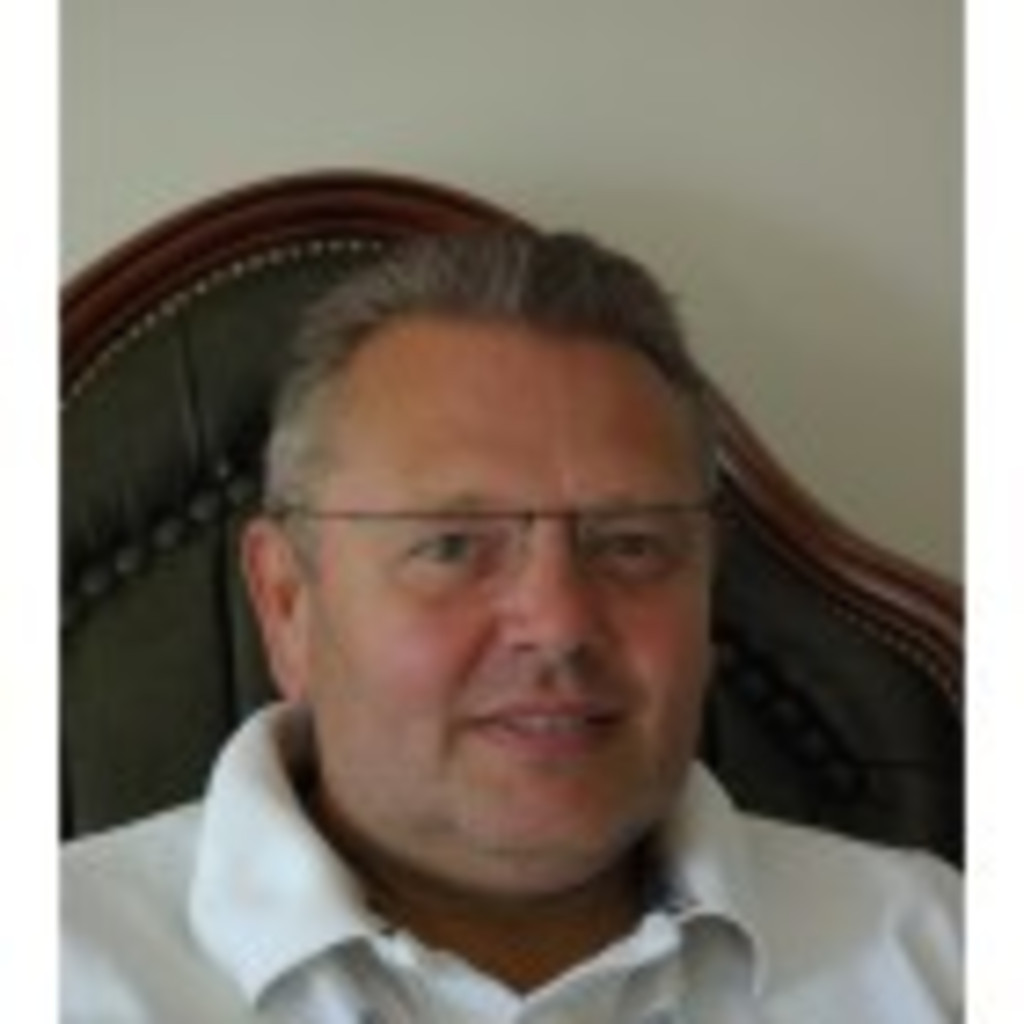 Wolfgang Höfer CEO NSA Bewachungs Detektei GmbH XING