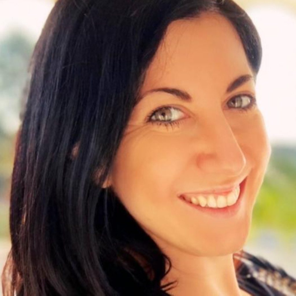 Chiara BSc in Europäische Wirtschaft University of Rome