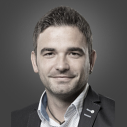 Tino Pilharcz