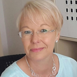 Claudia Pauker