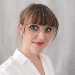 Julia Dörr