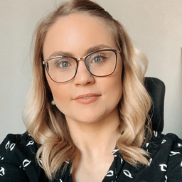 Karoline Hartwig