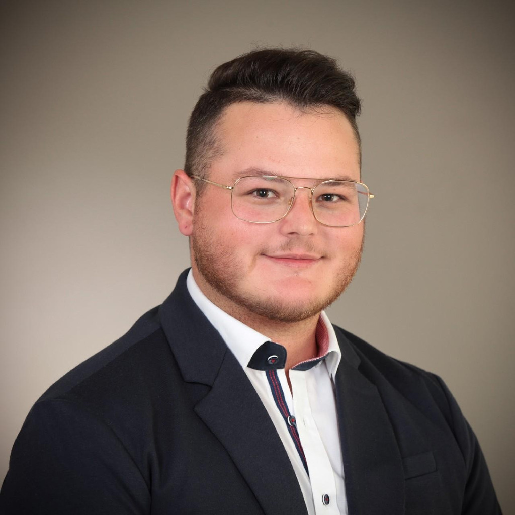 Marcel Vidovic Unternehmer im Freizeitsektor Splashtacular XING