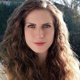 Julia Alena Schneider
