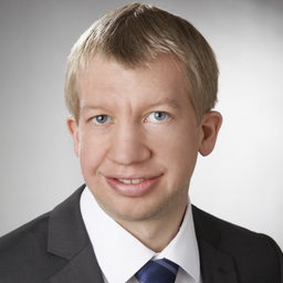 Dr. Matthias Brust