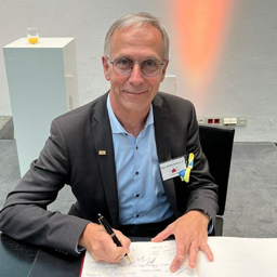 Rolf Stoof