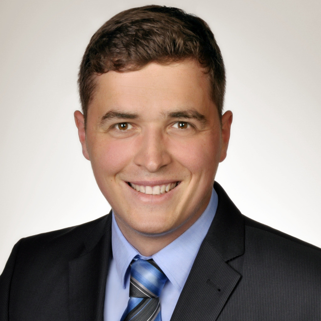 Christian Peters Manager BearingPoint XING