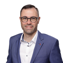Simon Ebert