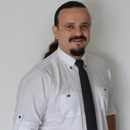 Uras Ayanoglu
