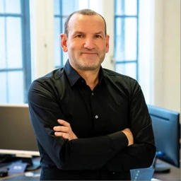 Jörg Becker