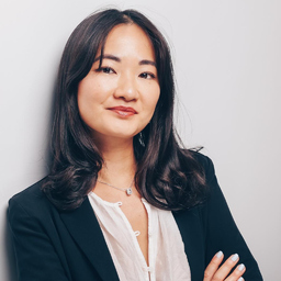 Nha Trang Nguyen's profile picture
