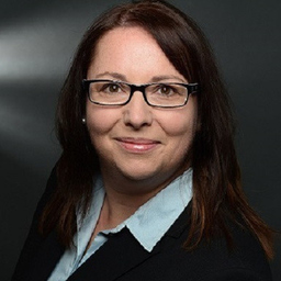 Nicole Loth