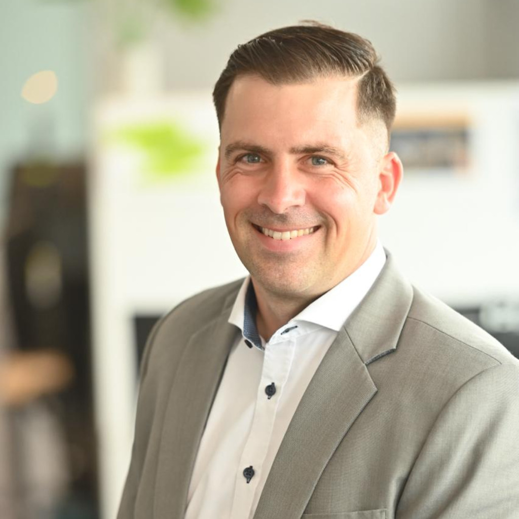 Pascal Amon Head of Vertical Sales Public & Healthcare enthus GmbH