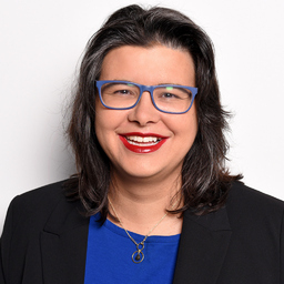 Stephanie Schommer