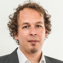 Dr. Ulli Waltinger