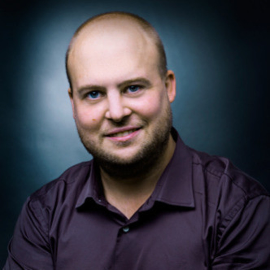 Dipl.Ing. Robert Hecker Engineering Consultant Acrontum GmbH XING