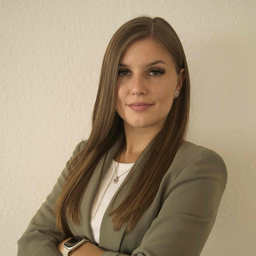 Julia Floegel
