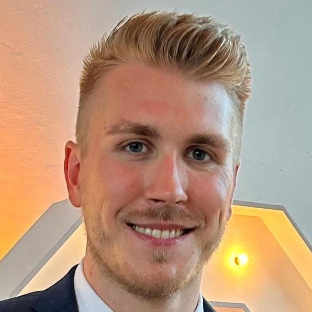 Maurice Lorey Zahntechnikermeister Carl Wesely Dentaltechnik GmbH